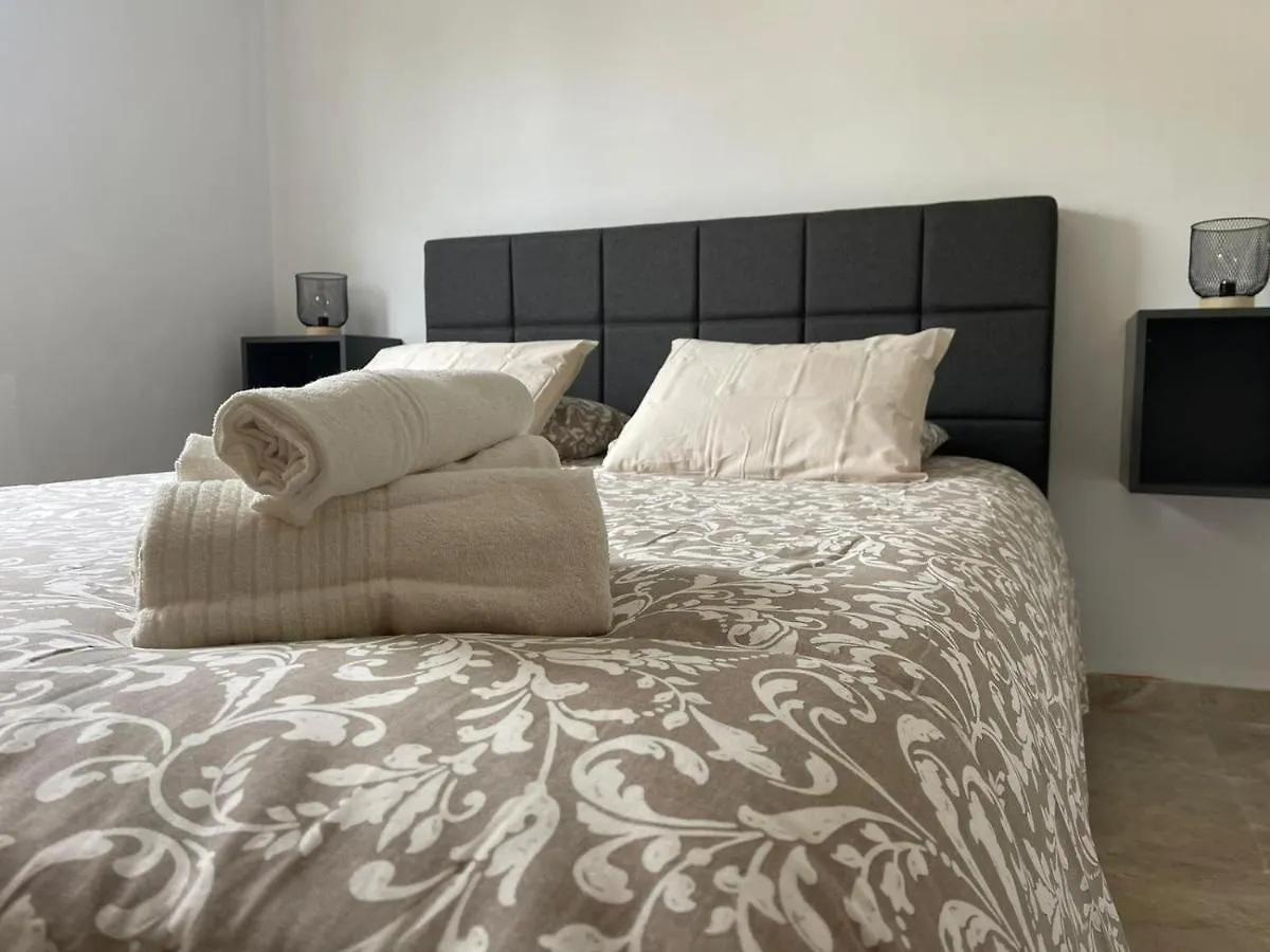 Habitación en casa particular Stelarium-Suite Con Bano Privado En Casa Compartida-Uebica2 Mairena del Aljarafe