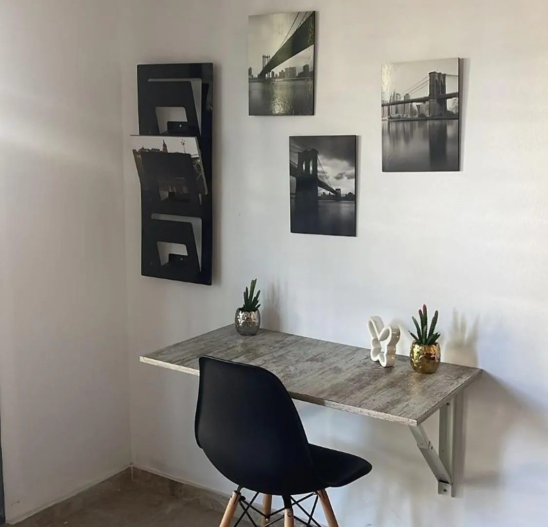 Stelarium-Suite Con Bano Privado En Casa Compartida-Uebica2 Mairena del Aljarafe Habitación en casa particular