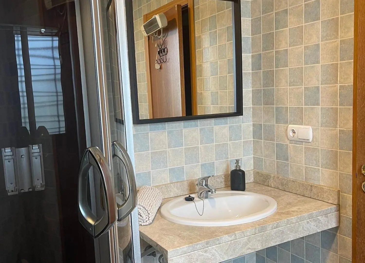 Stelarium-Suite Con Bano Privado En Casa Compartida-Uebica2 Mairena del Aljarafe