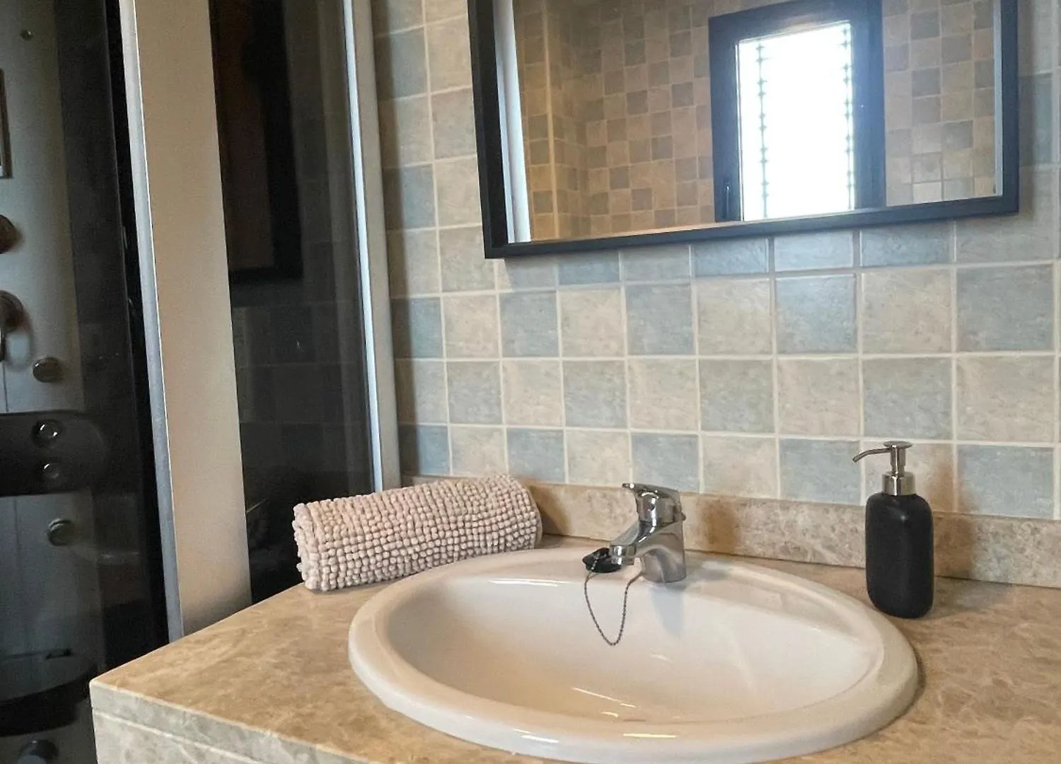 Stelarium-Suite Con Bano Privado En Casa Compartida-Uebica2 Mairena del Aljarafe